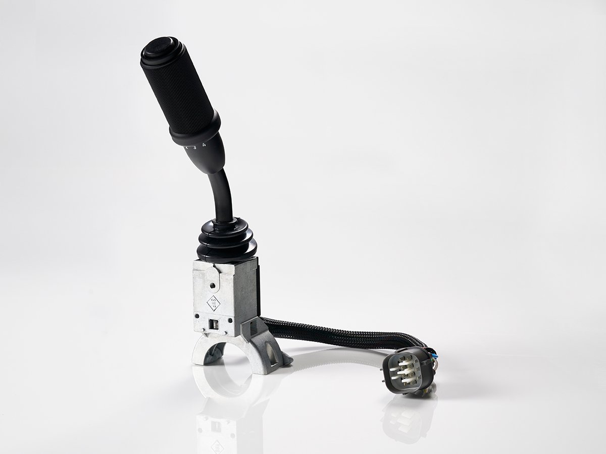 Lever combination switch- Drive direction selector with horn